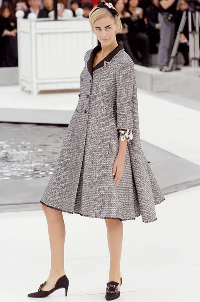 Look 15
